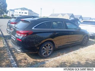35400 : Hyundai Saint-Malo - GCA - HYUNDAI i30 SW - i30 SW - Rouge - Traction - Essence