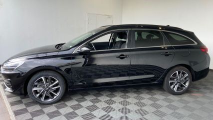 75010 : Hyundai Paris Nord - Goncourt Automobiles - HYUNDAI i30 SW Creative - i30 III - Noir - Boîte séquentielle - Essence sans plomb