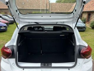 75010 : Hyundai Paris Nord - Goncourt Automobiles - DACIA SANDERO Essential - SANDERO III - Blanc - Boîte manuelle - Essence sans plomb