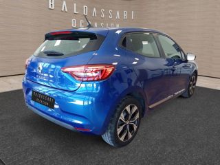 75010 : Hyundai Paris Nord - Goncourt Automobiles - RENAULT CLIO V Limited - CLIO V - Bleu - Boîte manuelle - Essence sans plomb