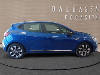 75010 : Hyundai Paris Nord - Goncourt Automobiles - RENAULT CLIO V Limited - CLIO V - Bleu - Boîte manuelle - Essence sans plomb