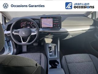 75010 : Hyundai Paris Nord - Goncourt Automobiles - VOLKSWAGEN GOLF VW Edition - GOLF VIII - BLEU GLACIER - Automate sequentiel - Essence sans plomb