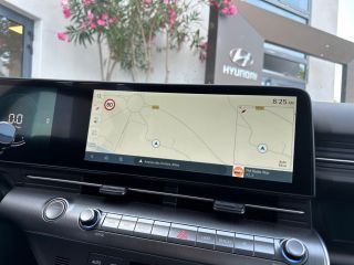 75010 : Hyundai Paris Nord - Goncourt Automobiles - HYUNDAI KONA Intuitive - KONA II - Rouge - Automate sequentiel - Essence / Courant électrique