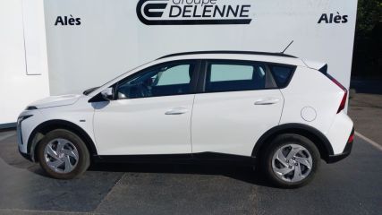 75010 : Hyundai Paris Nord - Goncourt Automobiles - HYUNDAI BAYON Initia - BAYON - Blanc - Boîte manuelle - Essence sans plomb