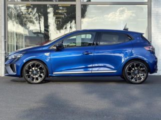 57200 : Hyundai Sarreguemines - Theobald Automobiles - RENAULT Clio - Clio - Bleu Iron - Traction - Essence