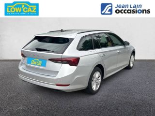 75010 : Hyundai Paris Nord - Goncourt Automobiles - SKODA OCTAVIA COMBI Business - OCTAVIA IV - GRIS ARGENT - Automate sequentiel - Diesel