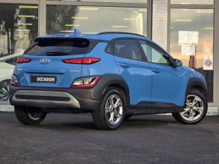 57200 : Hyundai Sarreguemines - Theobald Automobiles - HYUNDAI Kona - Kona - Surfy Blue Métal - Traction - Essence/Micro-Hybride