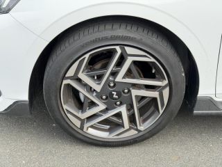 14112 : Hyundai Caen - Trajectoire Automobiles - HYUNDAI i20 - i20 - Atlas White/Toit+rétros Black - Traction - Essence