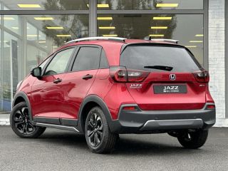 57200 : Hyundai Sarreguemines - Theobald Automobiles - HONDA Jazz Crosstar - Jazz Crosstar - Rouge Cristallin Premium métallisé - Traction - Hybride : Essence/Electrique