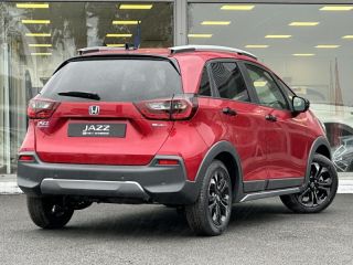 57200 : Hyundai Sarreguemines - Theobald Automobiles - HONDA Jazz Crosstar - Jazz Crosstar - Rouge Cristallin Premium métallisé - Traction - Hybride : Essence/Electrique