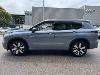 54520 : Hyundai Nancy - Théobald Automobiles - MITSUBISHI Outlander - Outlander - Moonstone Grey Premium/Toit Noir - Transmission intégrale - Hybride rechargeable : Essence/Electrique