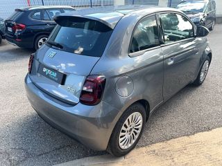 75010 : Hyundai Paris Nord - Goncourt Automobiles - FIAT 500e BERLINE Action Plus - 500 III - Gris - Automate à fonct. Continu - Courant électrique