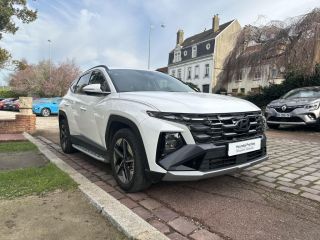 75010 : Hyundai Paris Nord - Goncourt Automobiles - HYUNDAI TUCSON Creative - TUCSON IV - Blanc - Boîte automatique - Essence / Courant électrique