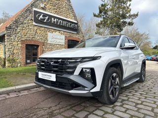 75010 : Hyundai Paris Nord - Goncourt Automobiles - HYUNDAI TUCSON Creative - TUCSON IV - Blanc - Boîte automatique - Essence / Courant électrique