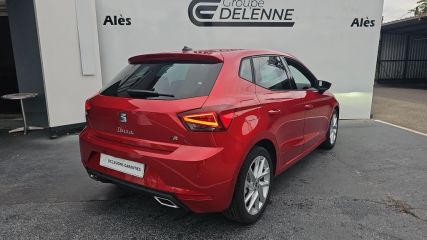 75010 : Hyundai Paris Nord - Goncourt Automobiles - SEAT IBIZA FR - IBIZA V - Rouge - Automate sequentiel - Essence sans plomb