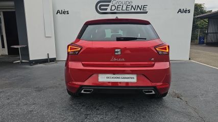 75010 : Hyundai Paris Nord - Goncourt Automobiles - SEAT IBIZA FR - IBIZA V - Rouge - Automate sequentiel - Essence sans plomb