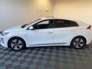 49300 : Hyundai Cholet - Océane Auto - HYUNDAI IONIQ Executive - IONIQ - Blanc - Automate sequentiel - Essence / Courant électrique