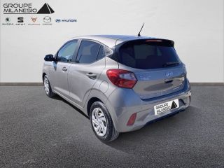 75010 : Hyundai Paris Nord - Goncourt Automobiles - HYUNDAI i10 Creative - i10 (12/2019-05/2023) - Marron - Boîte manuelle - Essence sans plomb