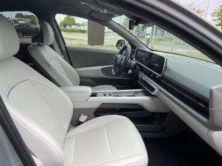 92250 : Hyundai Motor Company - HYUNDAI Ioniq 6 - Ioniq 6 - Curated Silver métal - Propulsion - Electrique