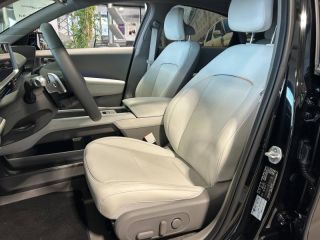 14112 : Hyundai Caen - Trajectoire Automobiles - HYUNDAI Ioniq 6 - Ioniq 6 - Abyss Black métal - Propulsion - Electrique