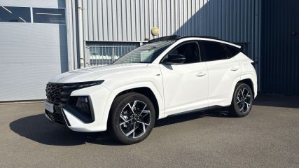 75010 : Hyundai Paris Nord - Goncourt Automobiles - HYUNDAI TUCSON N Line Ultime Edition - TUCSON IV - Blanc - Boîte automatique - Essence / Courant électrique