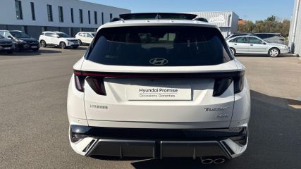 75010 : Hyundai Paris Nord - Goncourt Automobiles - HYUNDAI TUCSON N Line Ultime Edition - TUCSON IV - Blanc - Boîte automatique - Essence / Courant électrique
