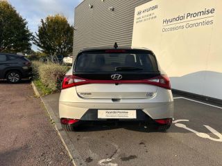 14112 : Hyundai Caen - Trajectoire Automobiles - HYUNDAI i20 - i20 - Sleek Silver Métal/Toit/rétros Black - Traction - Essence/Micro-Hybride