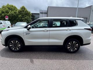 54520 : Hyundai Nancy - Théobald Automobiles - MITSUBISHI Outlander - Outlander - Blanc - Transmission intégrale - Hybride rechargeable : Essence/Electrique