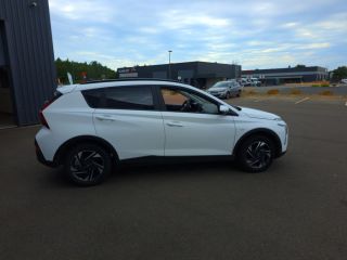 49300 : Hyundai Cholet - Océane Auto - HYUNDAI BAYON Intuitive - BAYON - Blanc - Boîte manuelle - Essence sans plomb