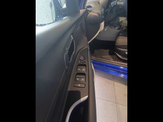 92250 : Hyundai Motor Company - HYUNDAI i20 - i20 - Intense Blue Métal/Toit/rétro Black - Traction - Essence/Micro-Hybride