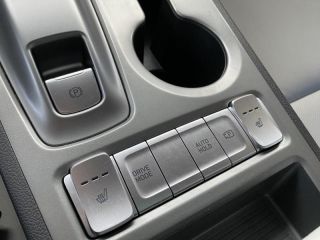 45000 : Hyundai Orléans Motors - HYUNDAI Kona - Kona - Phantom Black Métal - Traction - Electrique