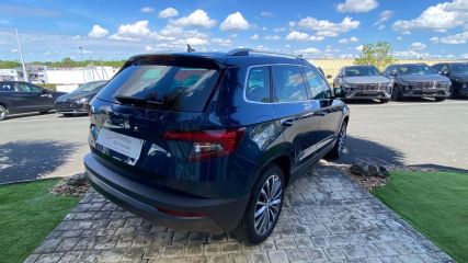 75010 : Hyundai Paris Nord - Goncourt Automobiles - SKODA KAROQ Ambition - KAROQ - Bleu - Automate sequentiel - Essence sans plomb