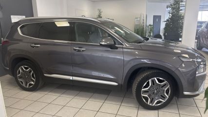 75010 : Hyundai Paris Nord - Goncourt Automobiles - HYUNDAI SANTA FE Creative - SANTA FE IV - Gris - Boîte automatique - Essence / Courant électrique
