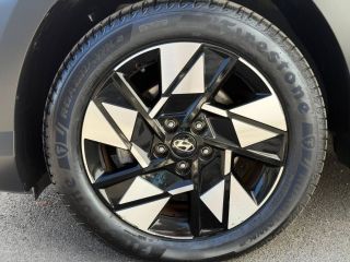 14112 : Hyundai Caen - Trajectoire Automobiles - HYUNDAI Kona - Kona - Ecotronic Gray perlé métallisé - Traction - Hybride : Essence/Electrique