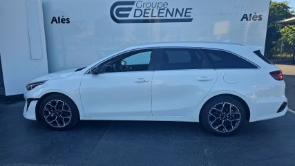 75010 : Hyundai Paris Nord - Goncourt Automobiles - KIA CEED SW GT-line - CEED III - Blanc - Boîte automatique - Essence sans plomb