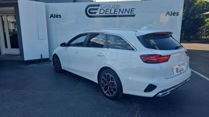 75010 : Hyundai Paris Nord - Goncourt Automobiles - KIA CEED SW GT-line - CEED III - Blanc - Boîte automatique - Essence sans plomb