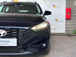 78310 : Hyundai Coignières - Socohy | Groupe Rabot - HYUNDAI i30 SW - i30 SW - Abyss Black métal - Traction - Essence