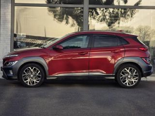 57200 : Hyundai Sarreguemines - Theobald Automobiles - HYUNDAI Kona - Kona - Pulse Red Métal - Traction - Hybride : Essence/Electrique