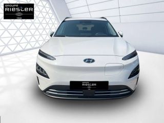 77100 : Hyundai Meaux - Protea by Riester - HYUNDAI KONA ELECTRIC Executive - KONA ELECTRIQUE - BLANC - Automate à fonct. Continu - Courant électrique