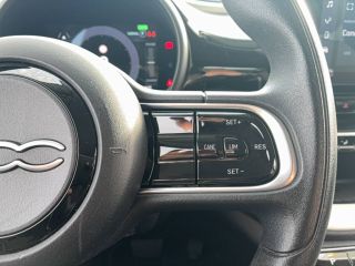 75010 : Hyundai Paris Nord - Goncourt Automobiles - FIAT 500e BERLINE MY22 SERIE 1 STEP 1 Action Plus - 500 III - Blanc - Automate à fonct. Continu - Courant électrique