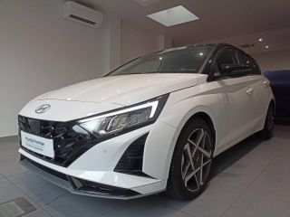 78180 : Hyundai Montigny-le-Bretonneux - Courtois Automobiles - HYUNDAI i20 - i20 - Atlas White/Toit+rétros Black - Traction - Essence