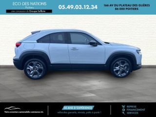 86000 : Hyundai Poitiers - Eco des Nations - MAZDA MX-30 - MX-30 - Blanc - Traction - Electrique