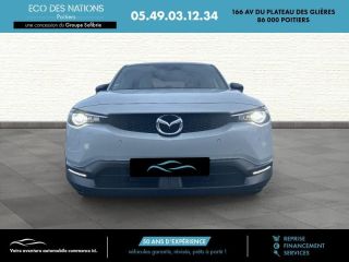 86000 : Hyundai Poitiers - Eco des Nations - MAZDA MX-30 - MX-30 - Blanc - Traction - Electrique