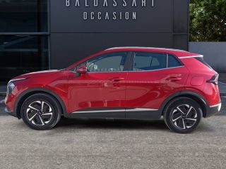 75010 : Hyundai Paris Nord - Goncourt Automobiles - KIA SPORTAGE Active - SPORTAGE V - Rouge - Boîte automatique - Essence / Courant électrique