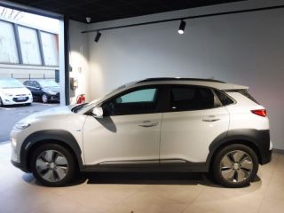 92250 : Hyundai Motor Company - HYUNDAI Kona - Kona - Chalk White Métal - Traction - Electrique
