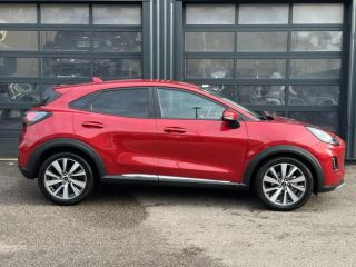 54520 : Hyundai Nancy - Théobald Automobiles - FORD Puma - Puma - Rouge Fantastic Métallisée Premium - Traction - Essence/Micro-Hybride