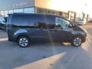 29200 : Hyundai Brest - Iroise Automobiles - HYUNDAI Staria - Staria - Graphite Gray Metal - Traction - Hybride : Essence/Electrique