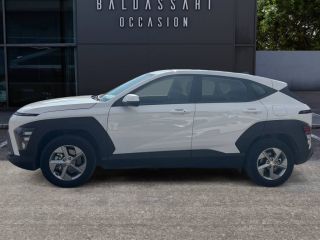 75010 : Hyundai Paris Nord - Goncourt Automobiles - HYUNDAI KONA Intuitive - KONA II - BLANC - Automate sequentiel - Essence / Courant électrique