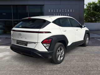 75010 : Hyundai Paris Nord - Goncourt Automobiles - HYUNDAI KONA Intuitive - KONA II - BLANC - Automate sequentiel - Essence / Courant électrique