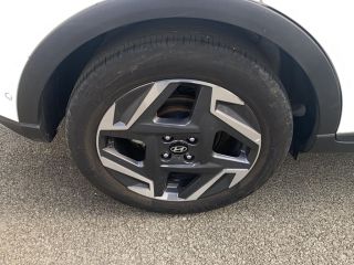 75010 : Hyundai Paris Nord - Goncourt Automobiles - HYUNDAI BAYON Executive - BAYON - Blanc - Automate sequentiel - Essence sans plomb